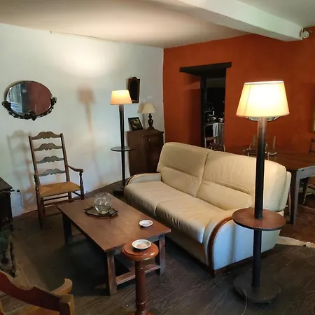 Holiday home Maison De Chouliou Agert