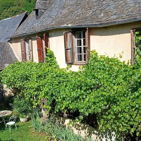 Maison De Chouliou Agert