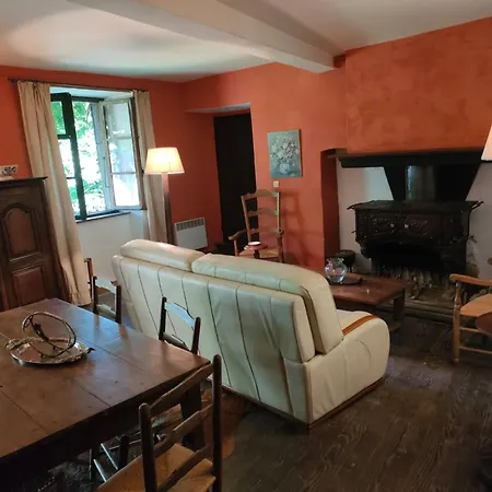 Maison De Chouliou Agert